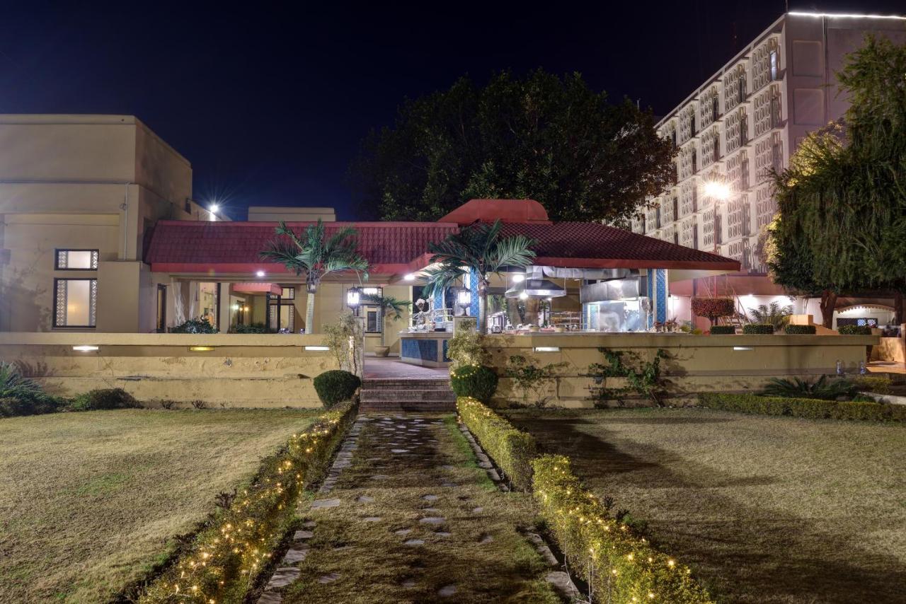 Pearl Continental Hotel, Rawalpindi Exterior foto